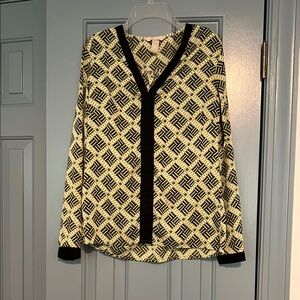 Banana Republic Black and Cream Geometric Blouse